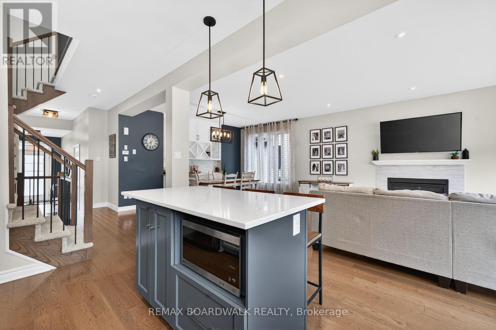 38 Thunderbolt Street