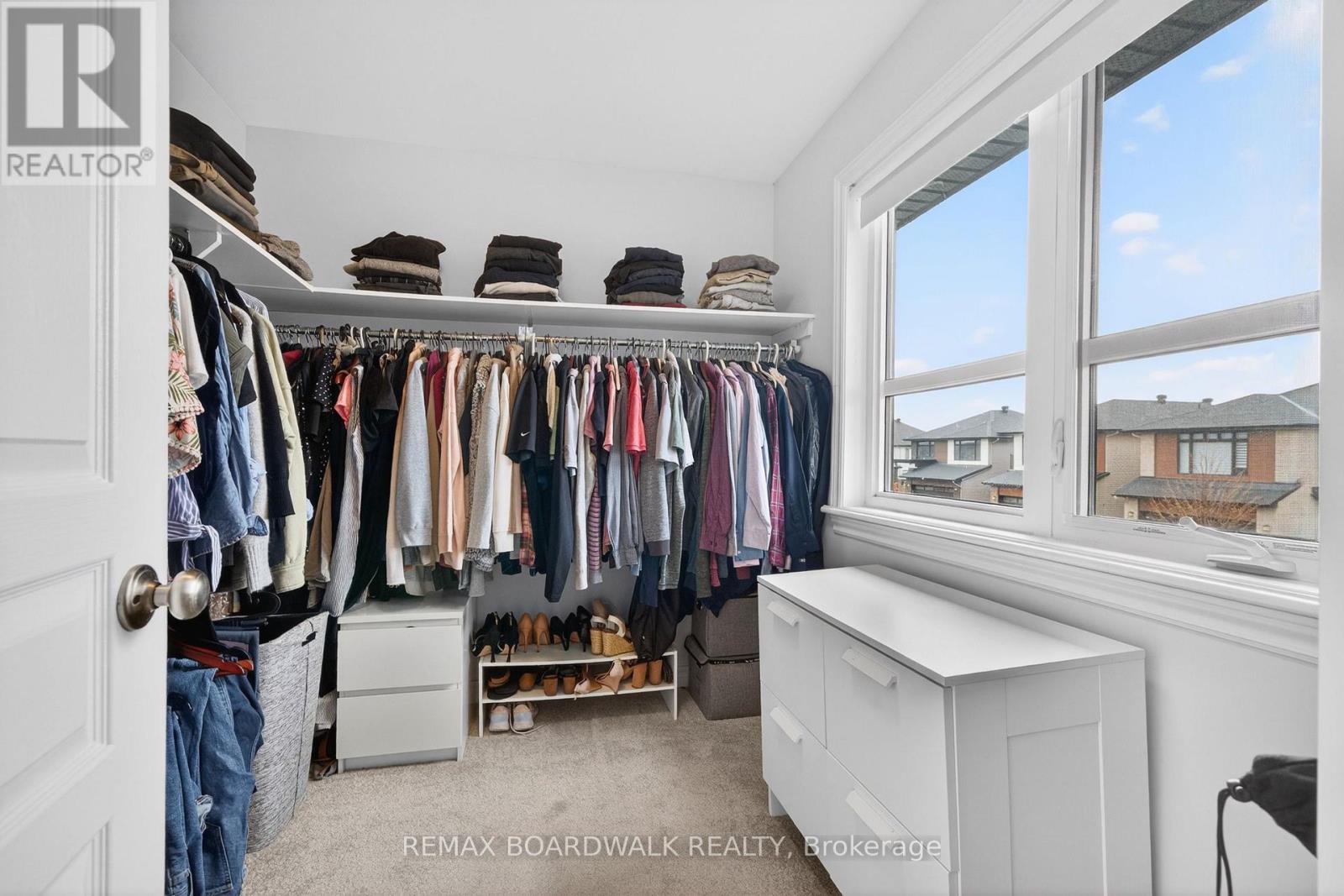 38 Thunderbolt Street