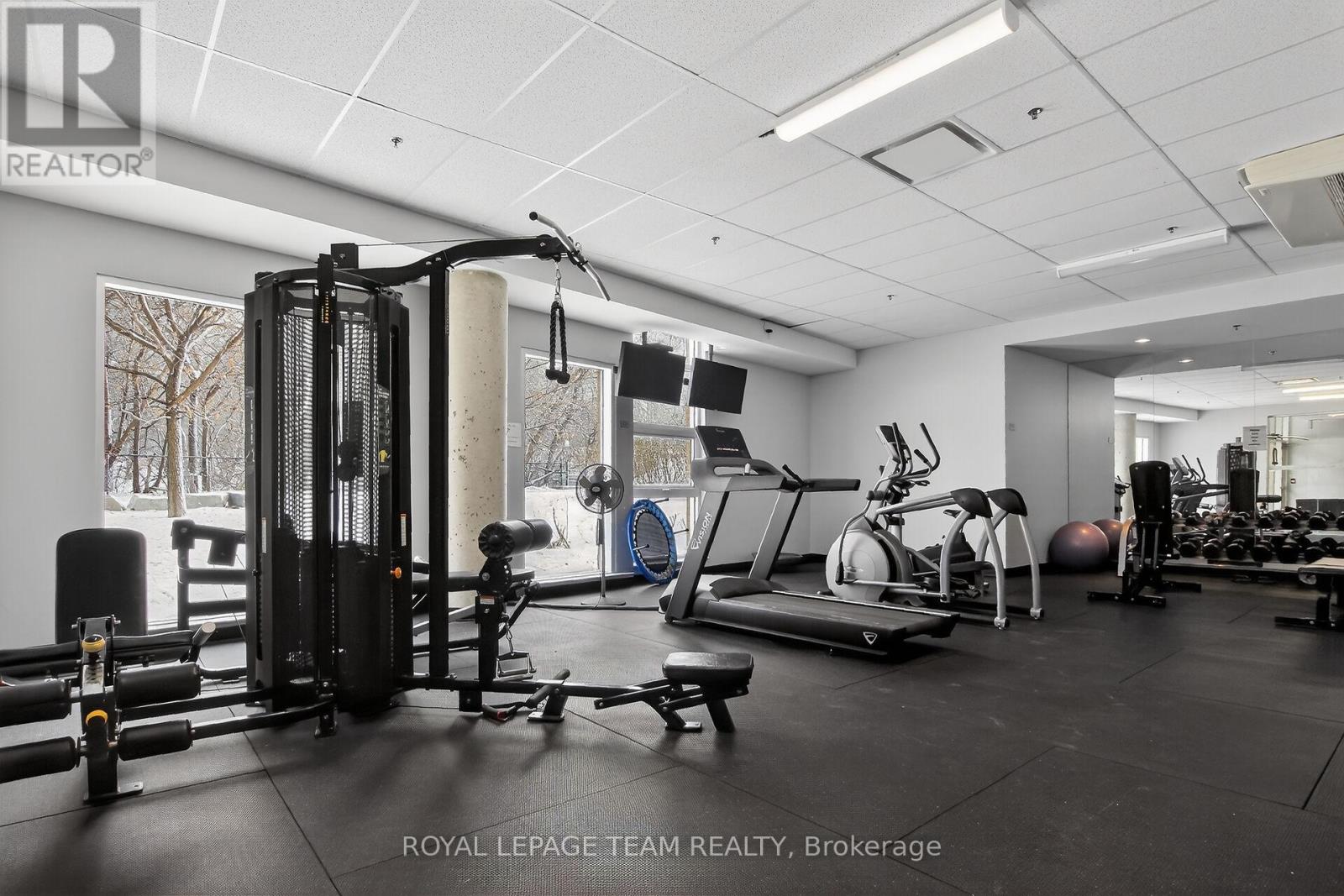 1007 - 250 Lett Street