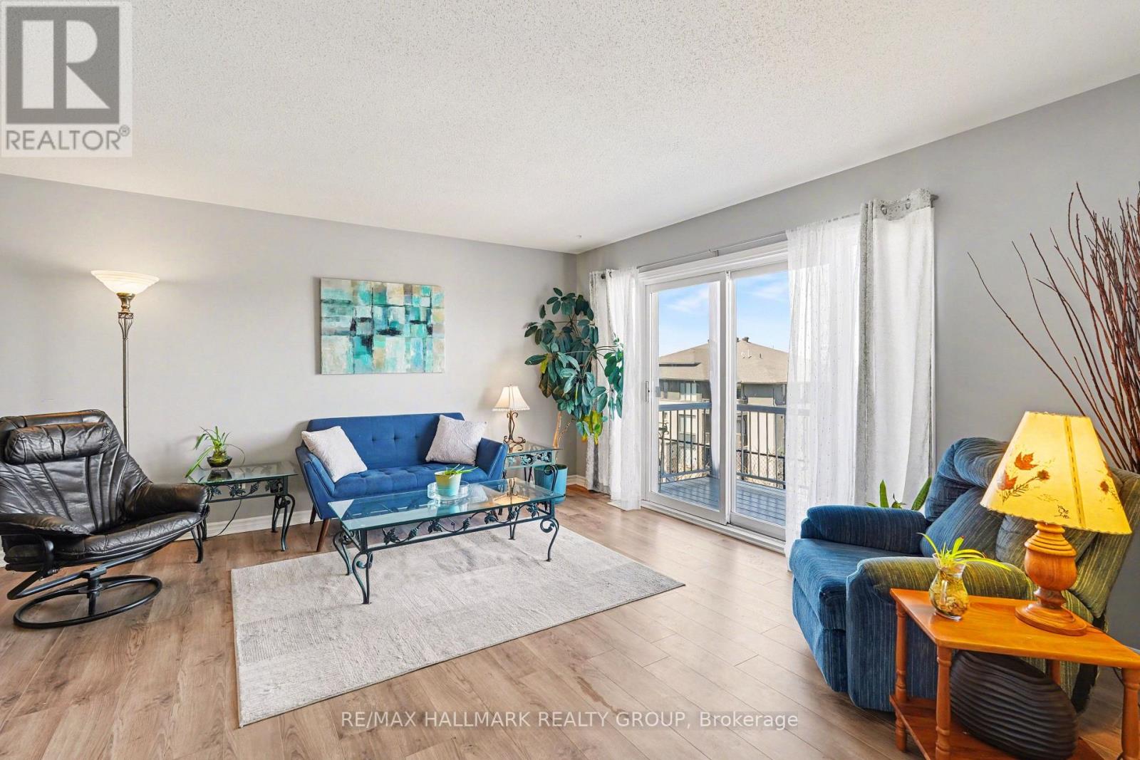 205 - 3275 St Joseph Boulevard