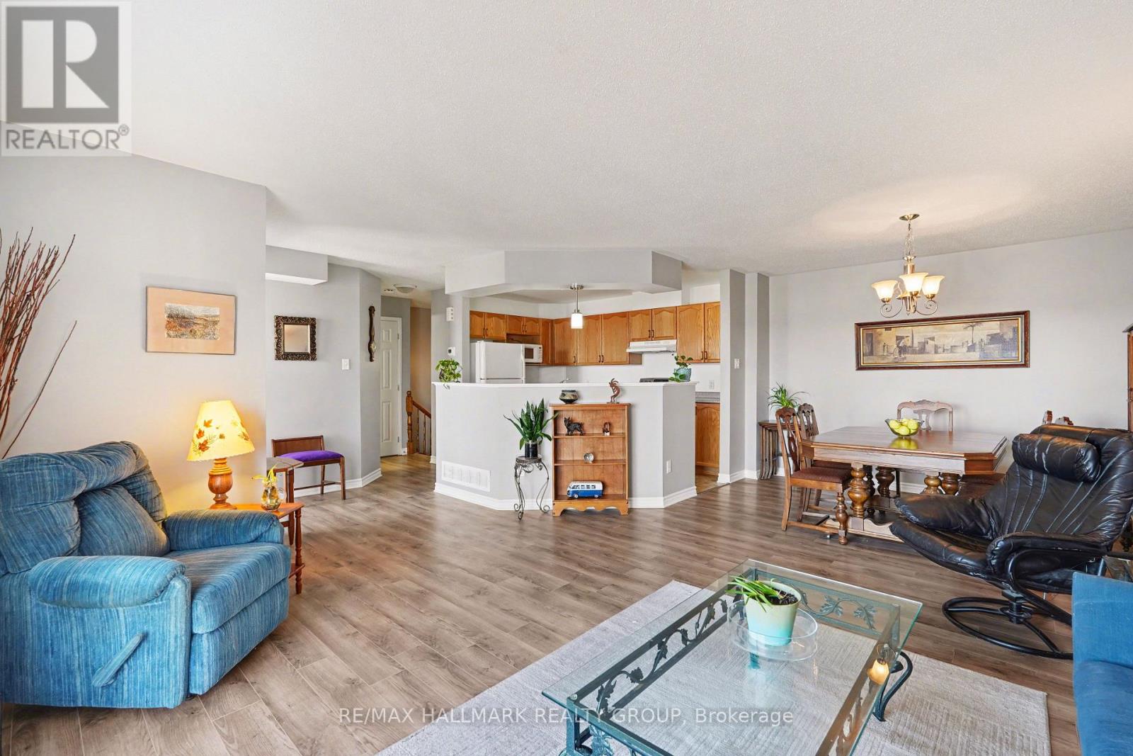 205 - 3275 St Joseph Boulevard