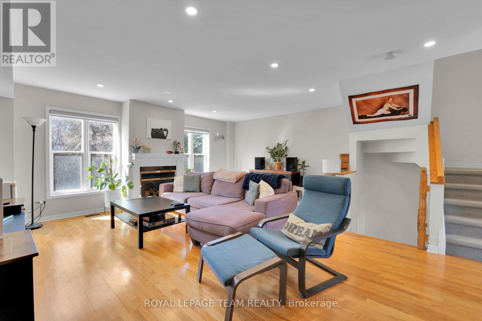 211 Westvalley Private