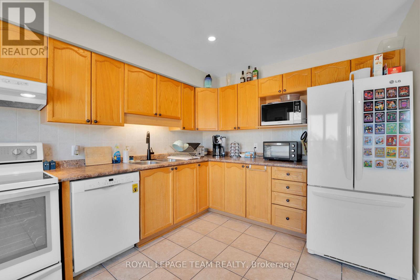 211 Westvalley Private