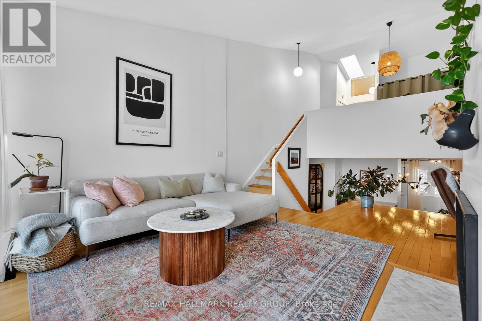 12 - 251 Bruyere Street