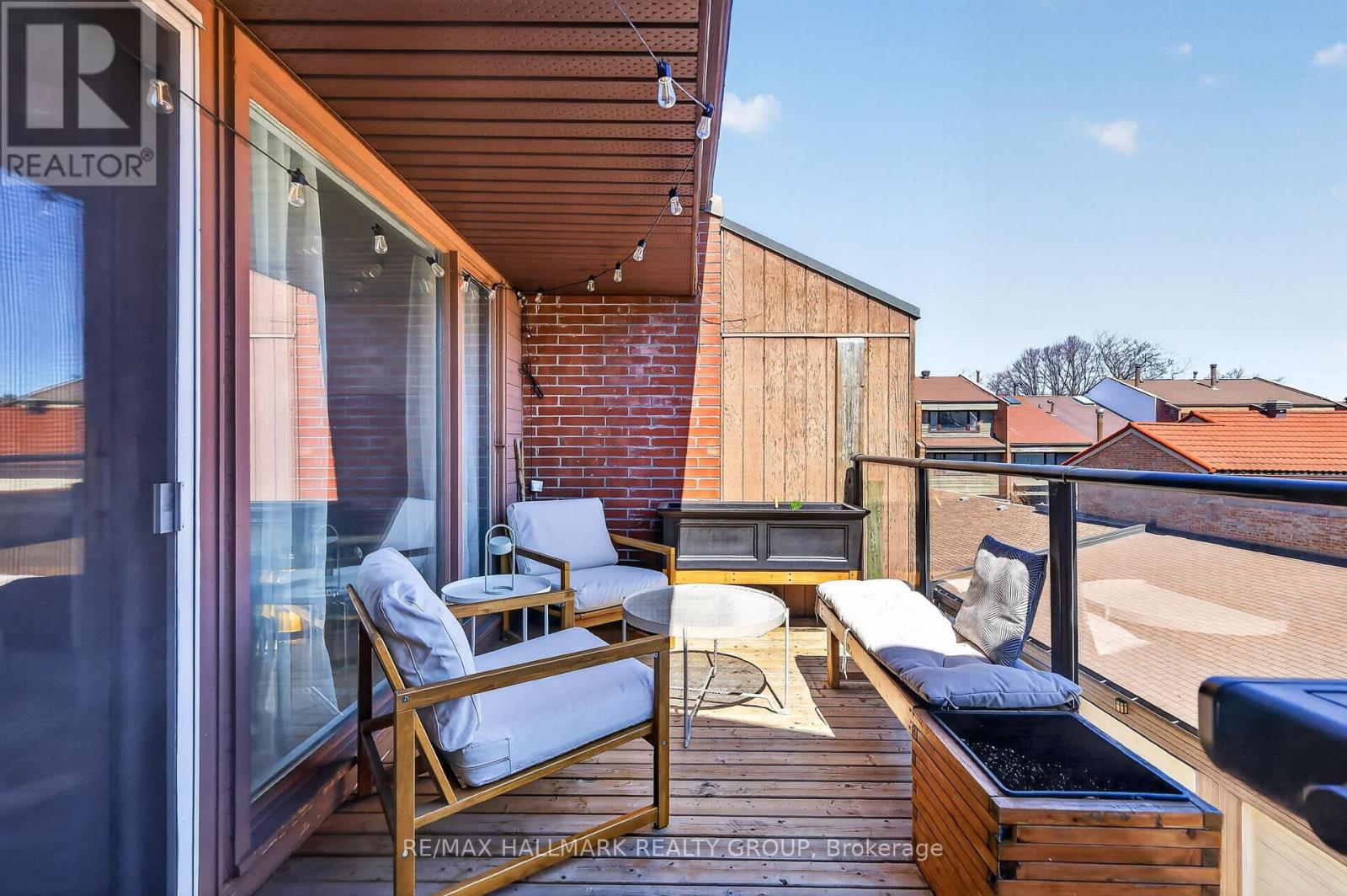 12 - 251 Bruyere Street