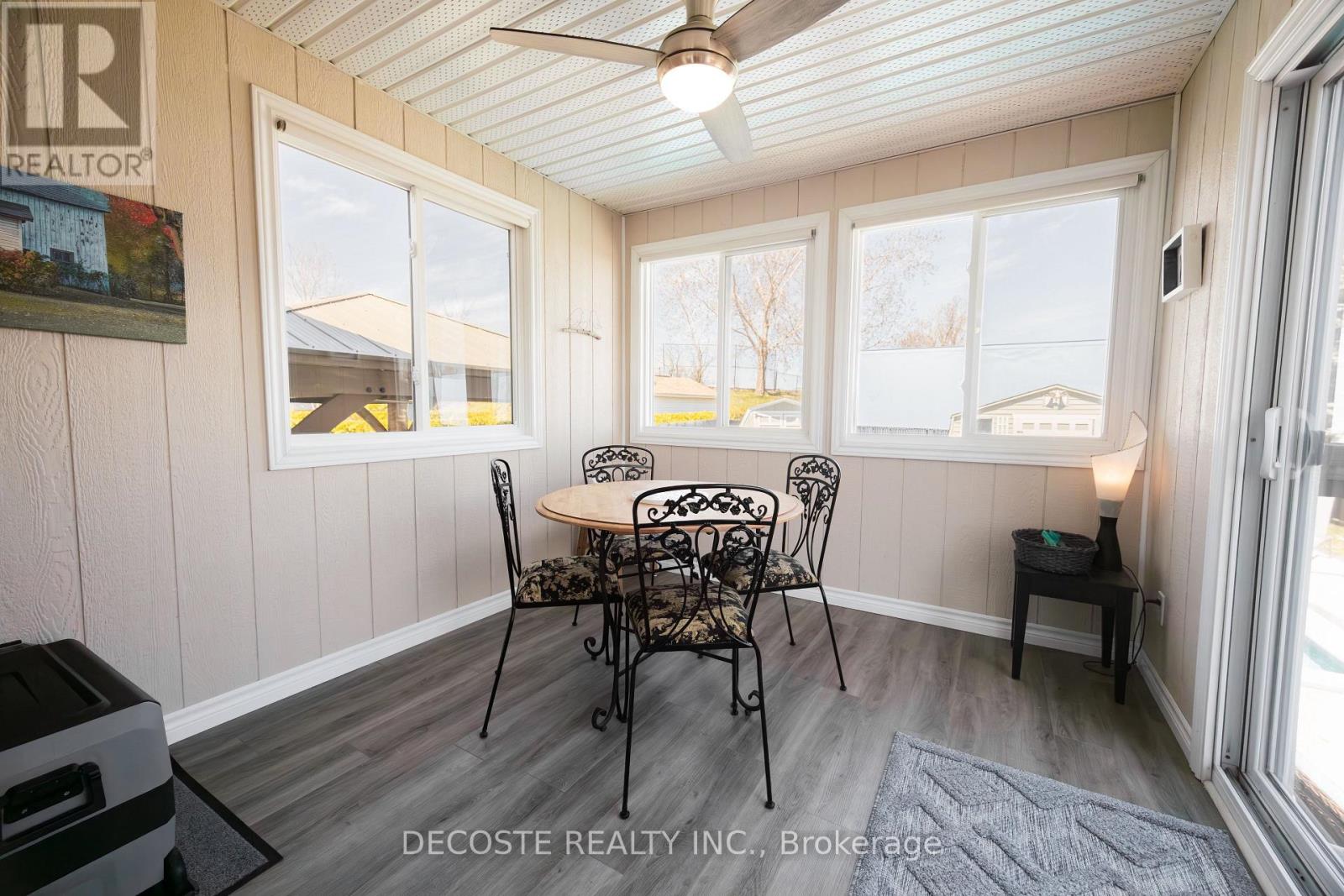 29 Kincardine Street W