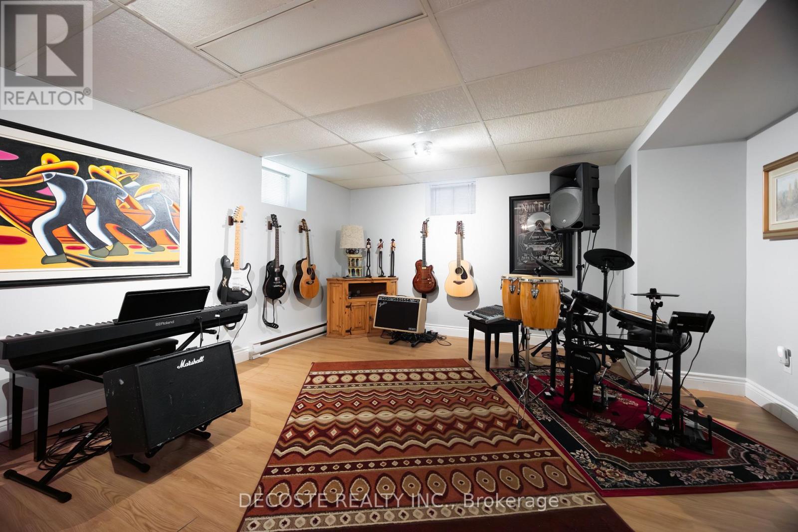 29 Kincardine Street W