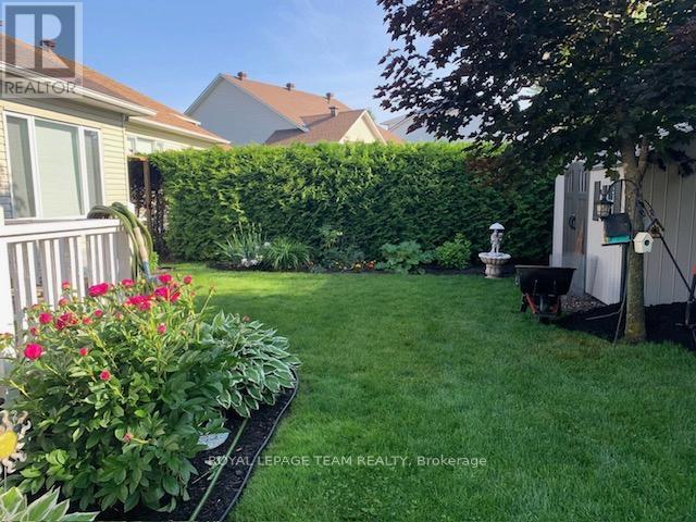 45 Burnstead Crescent