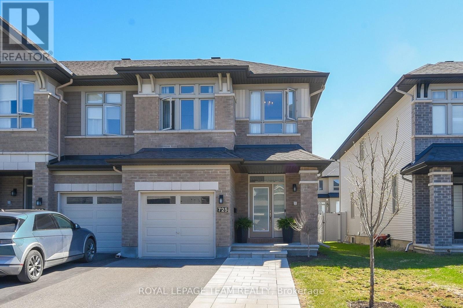 725 Capricorn Circle