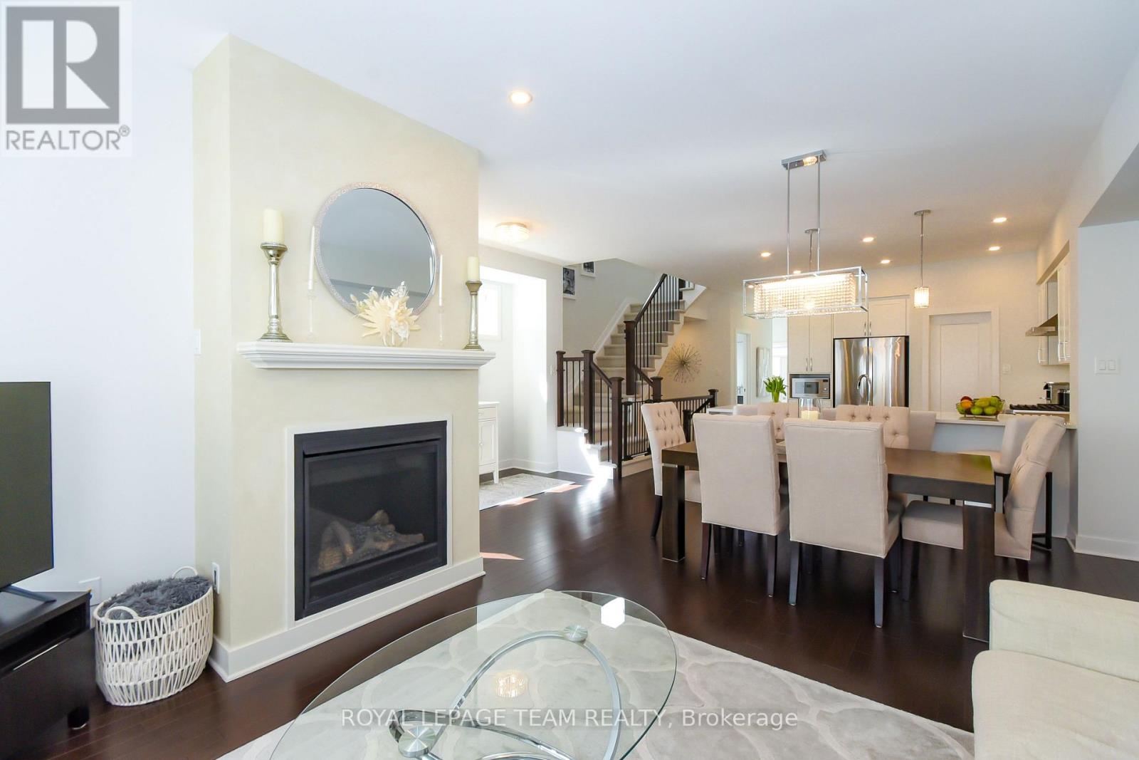 725 Capricorn Circle