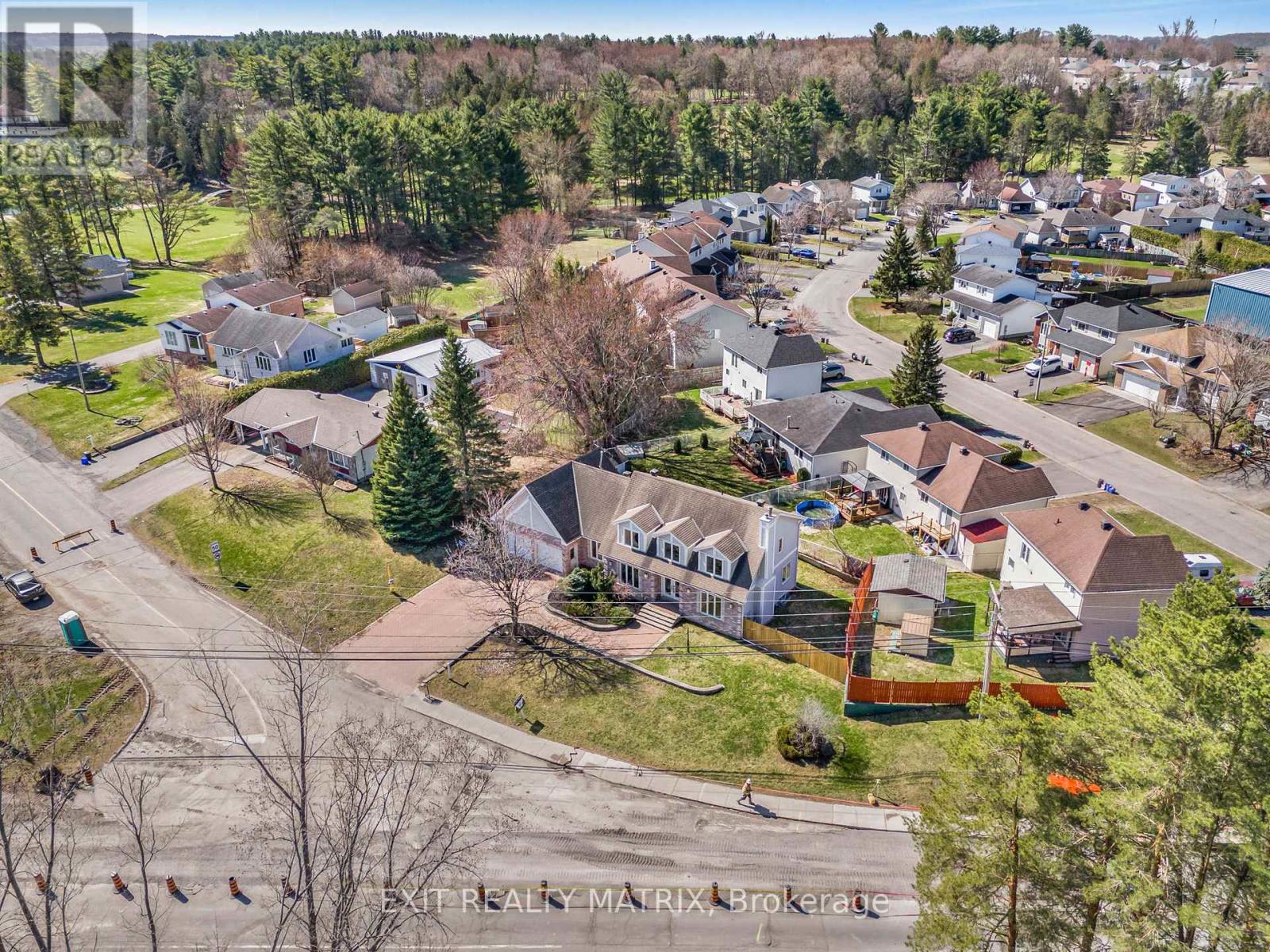 203 Montee Outaouais Road