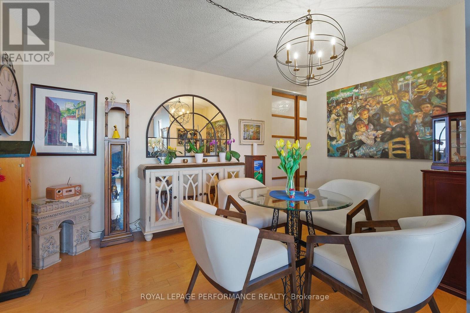 1003 - 71 Somerset Street W