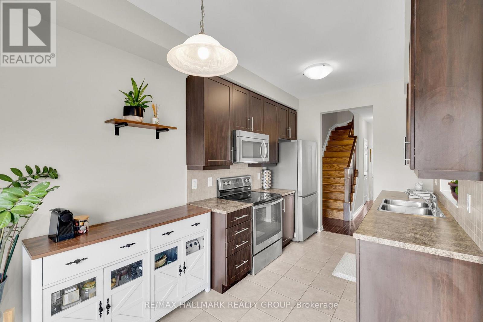 132 Laramie Crescent