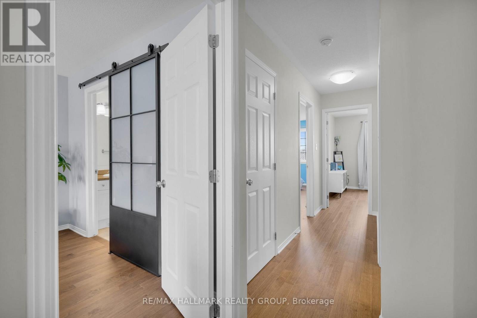 132 Laramie Crescent