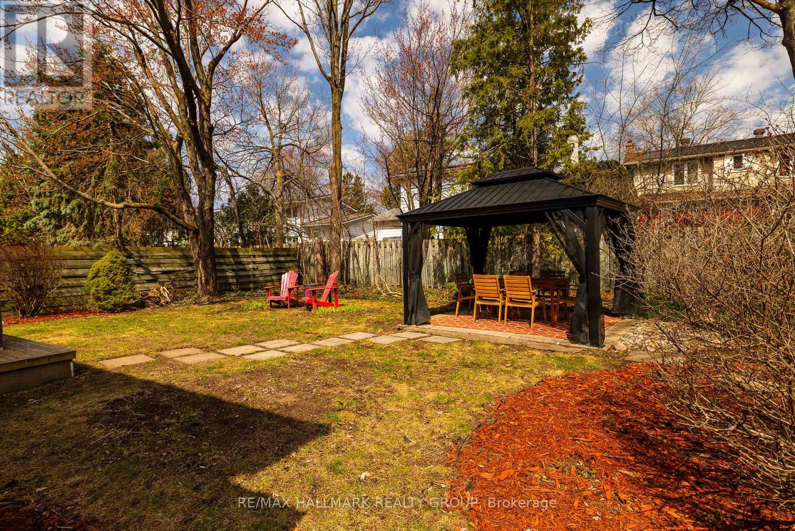 1851 Appleford Street