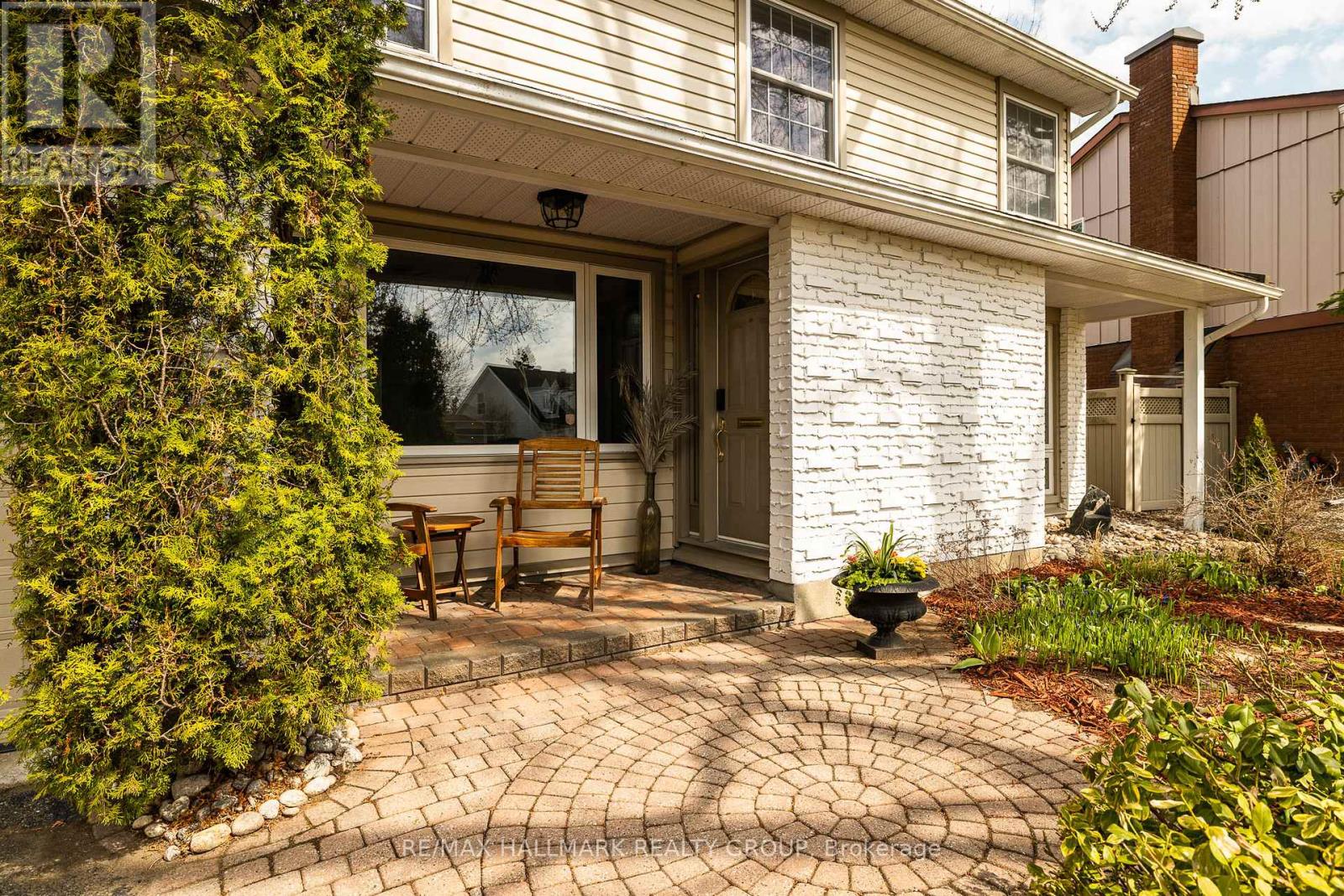 1851 Appleford Street