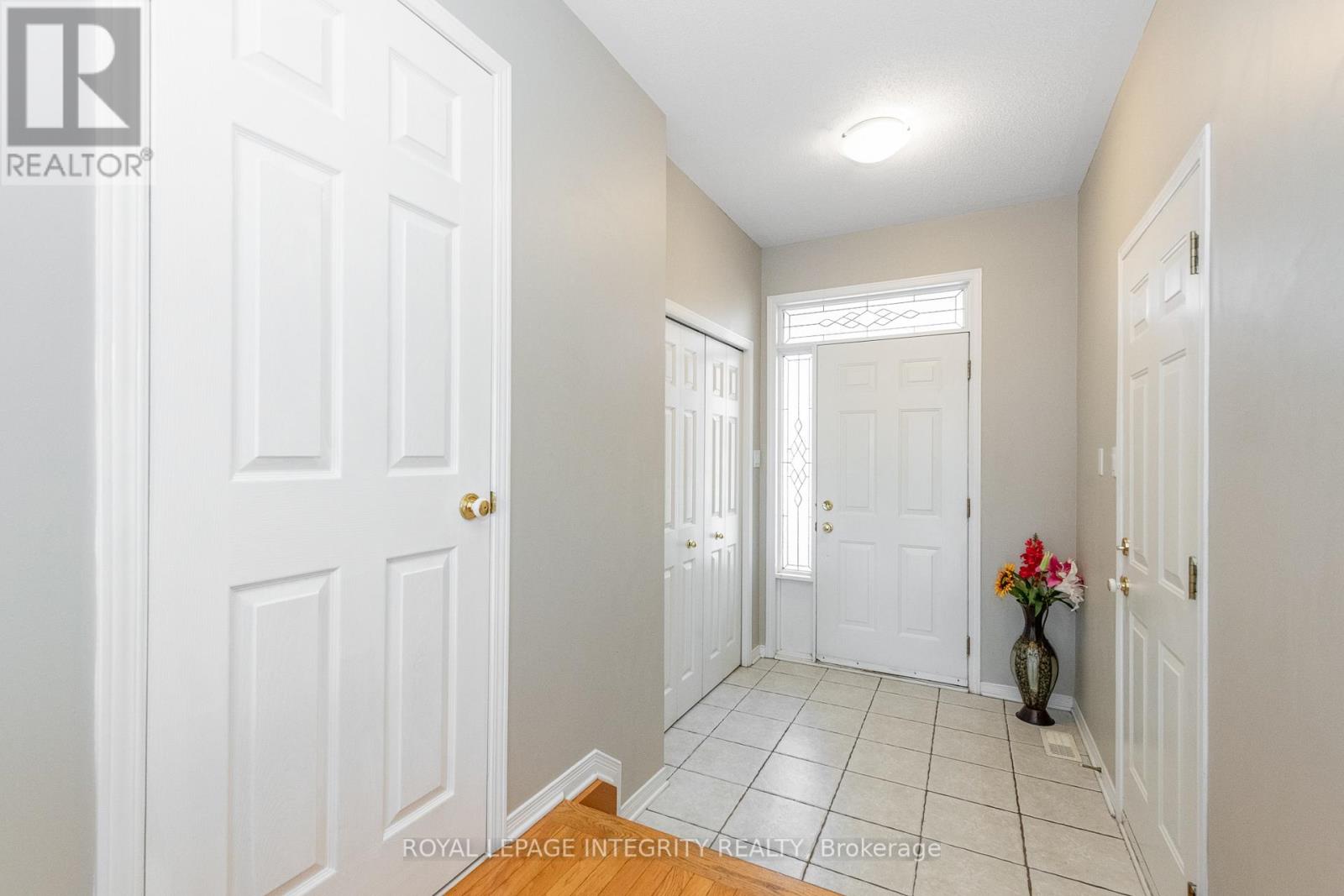 915 Schooner Crescent