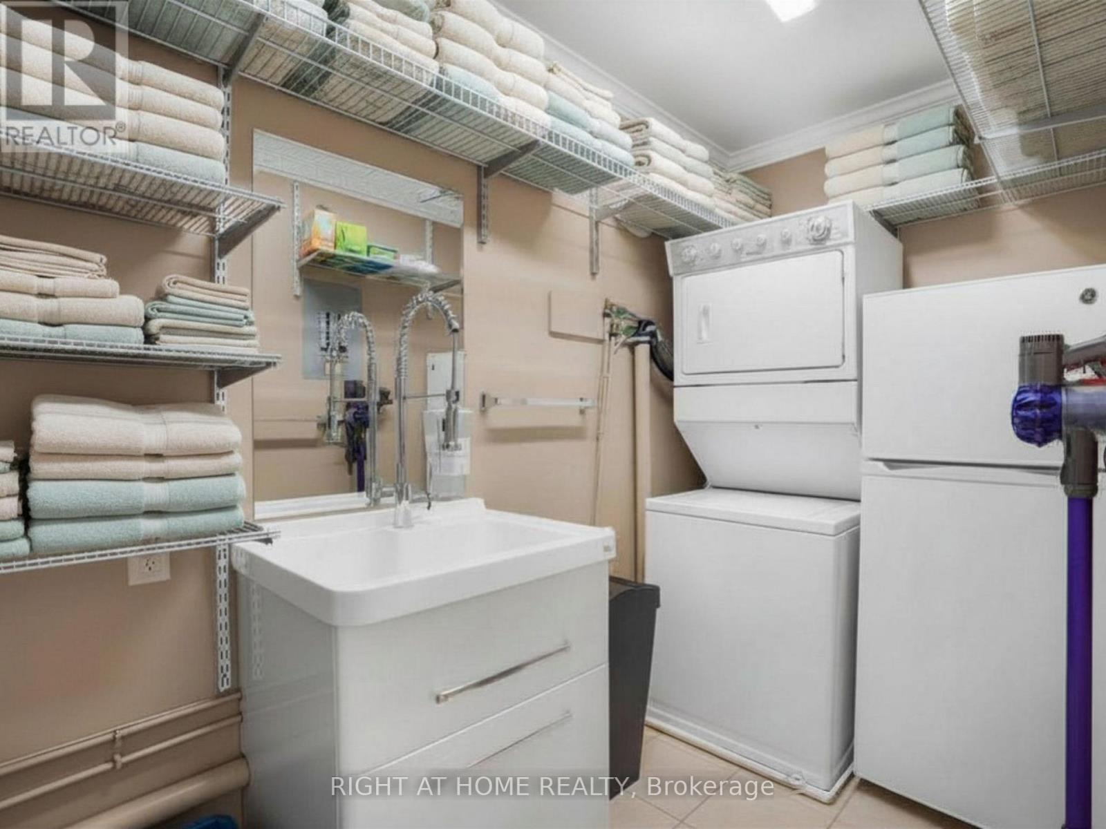 6 - 194-a Edwards Street