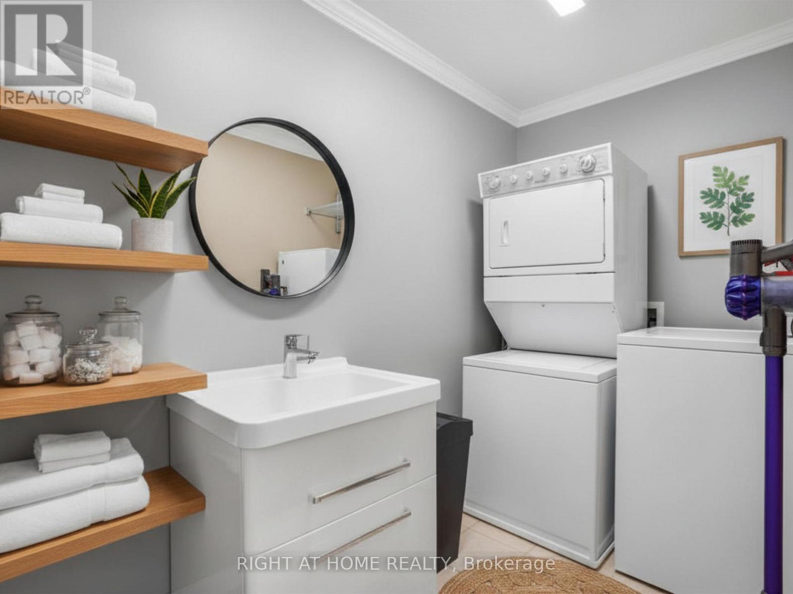 6 - 194-a Edwards Street