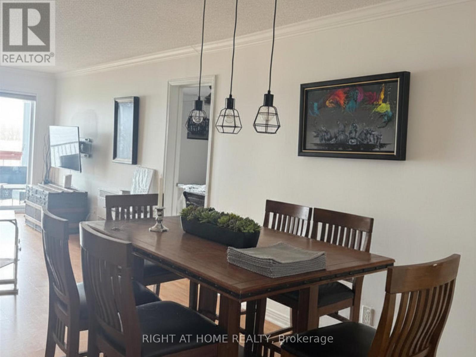 6 - 194-a Edwards Street