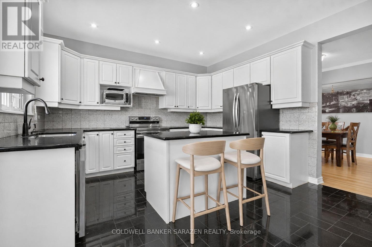 149 August Lily Crescent