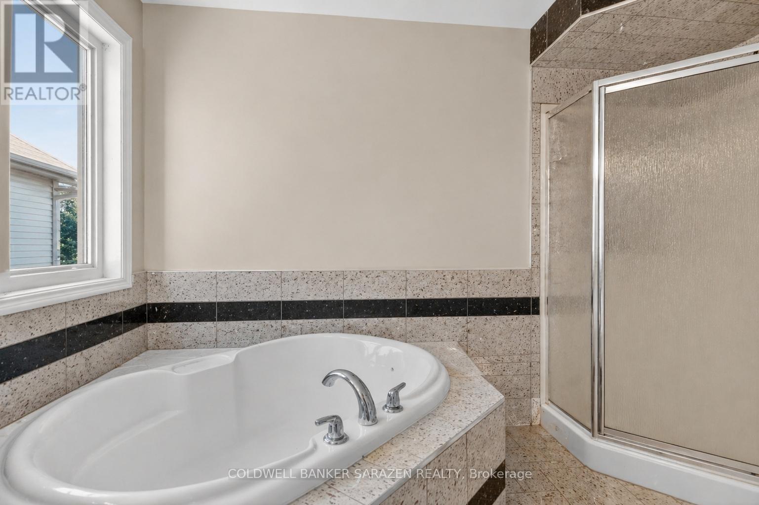 149 August Lily Crescent