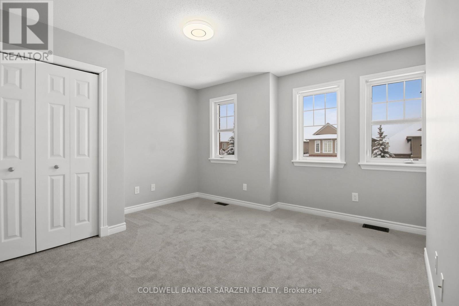 149 August Lily Crescent