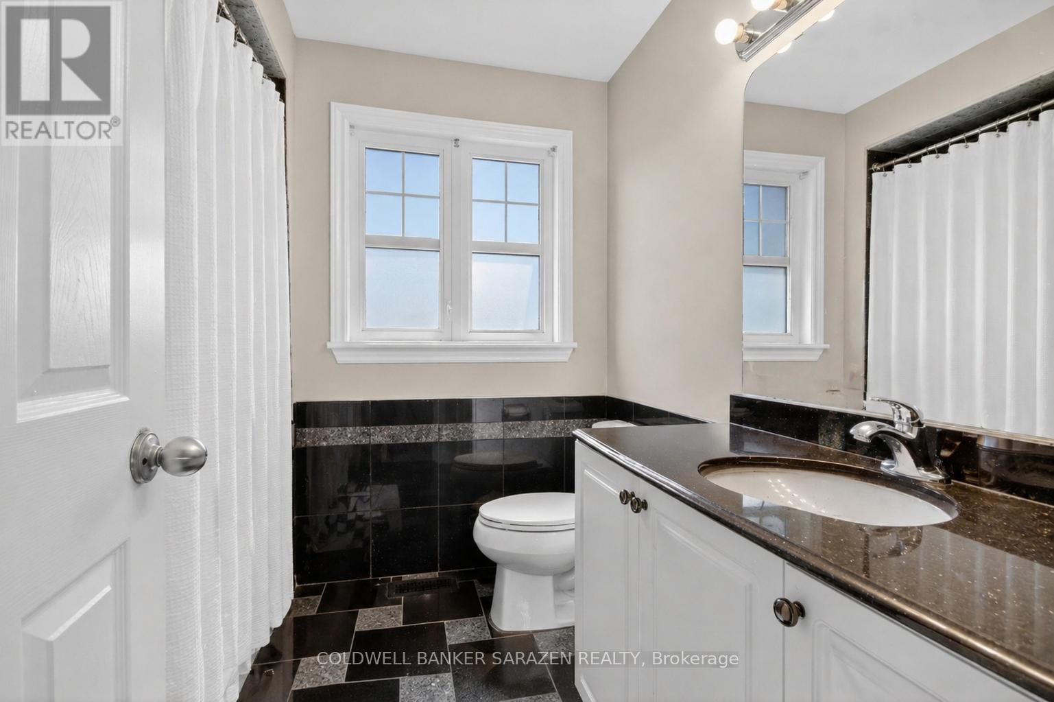 149 August Lily Crescent