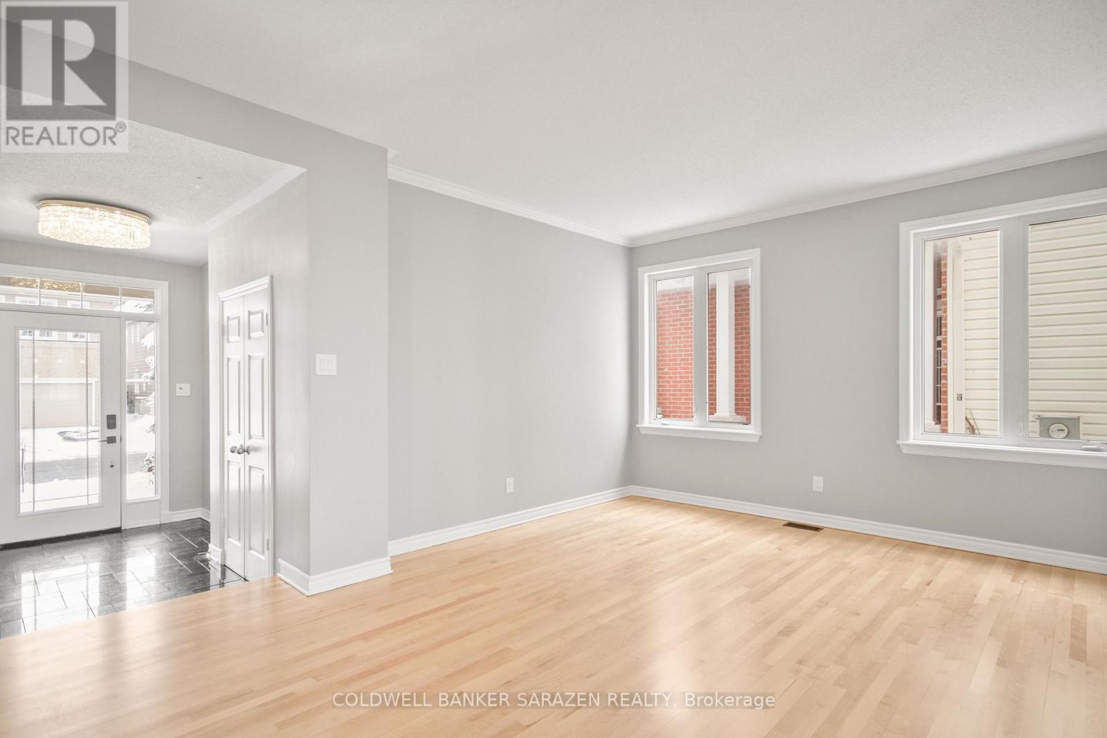 149 August Lily Crescent