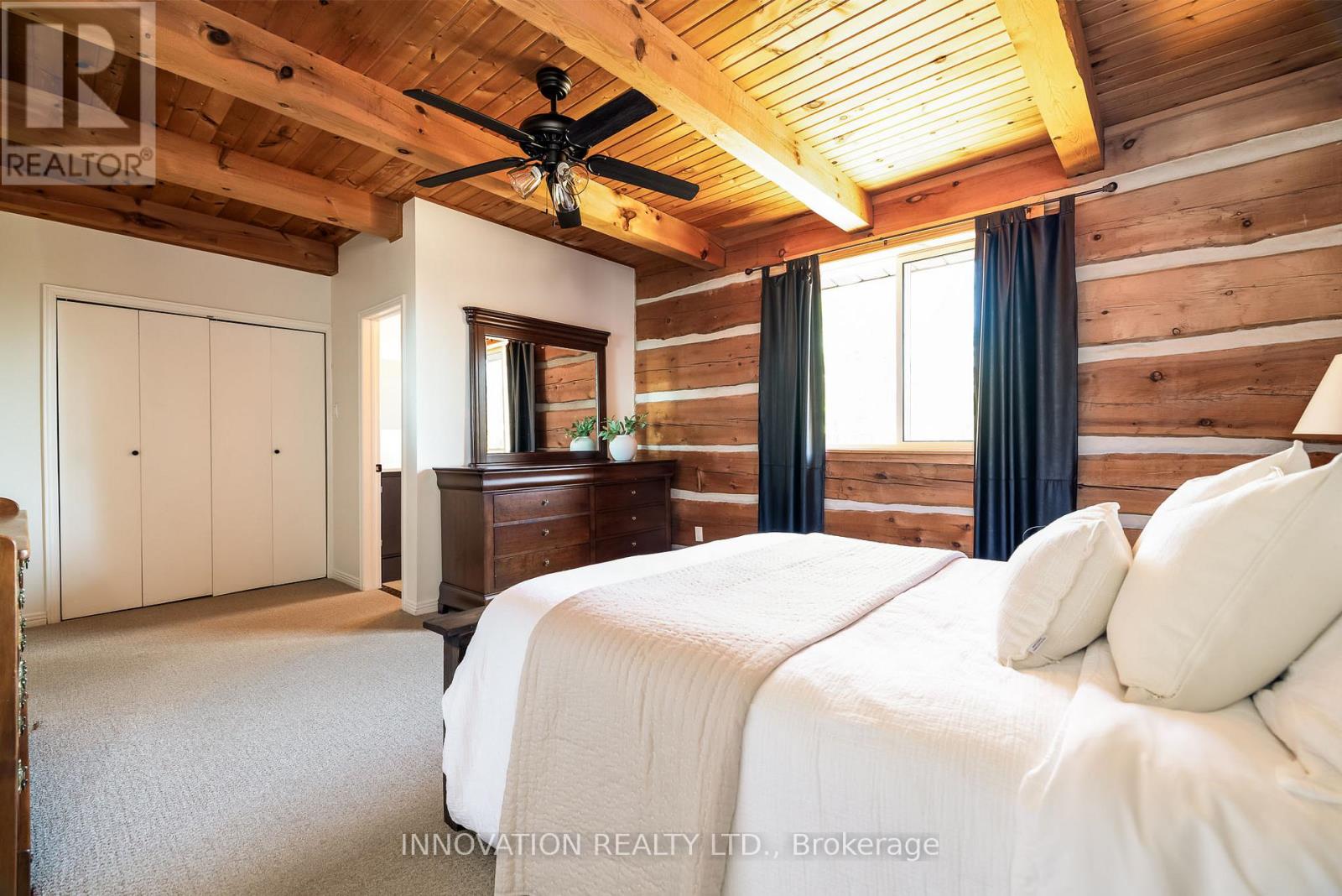 3019 Barlow Crescent