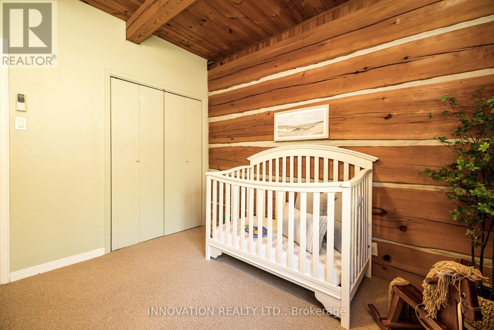 3019 Barlow Crescent