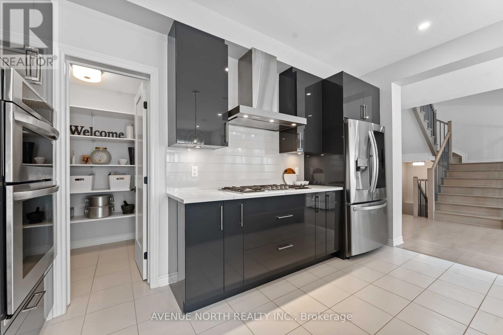 711 Moonflower Crescent