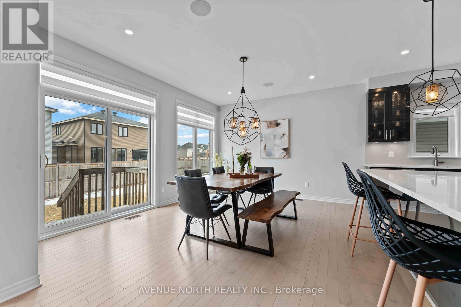 711 Moonflower Crescent