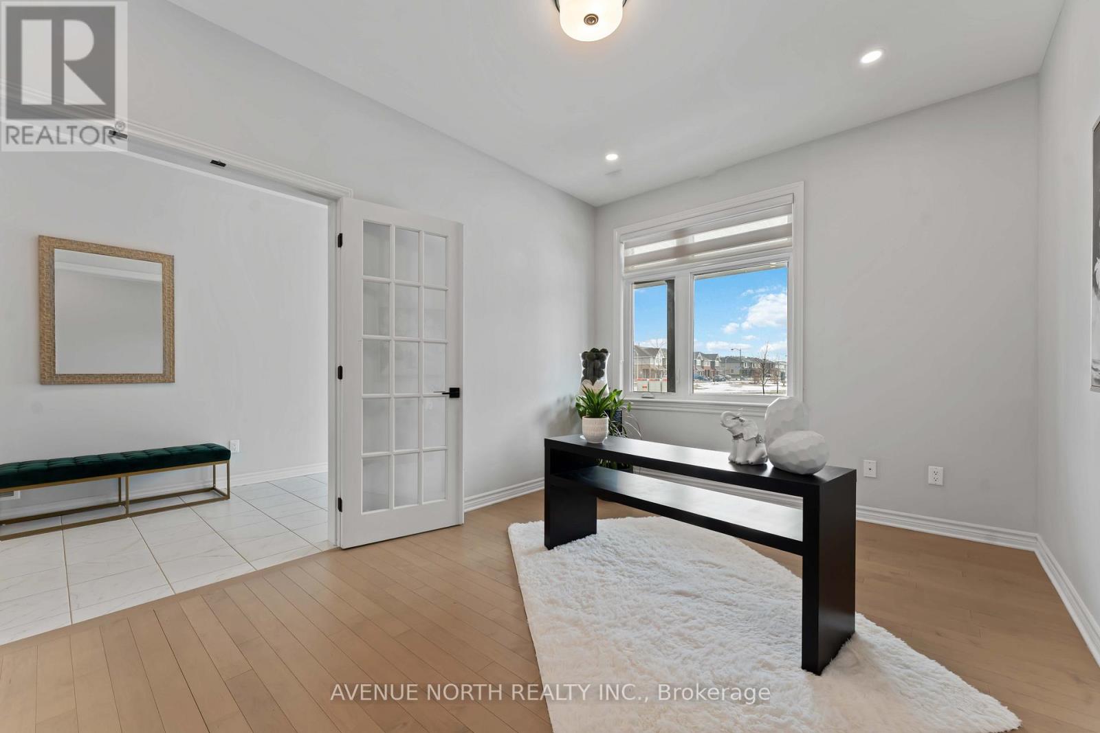 711 Moonflower Crescent