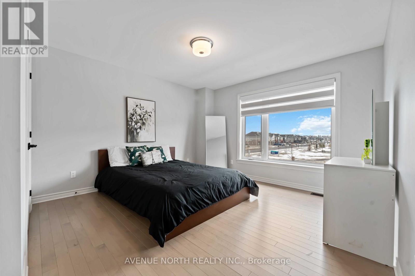 711 Moonflower Crescent