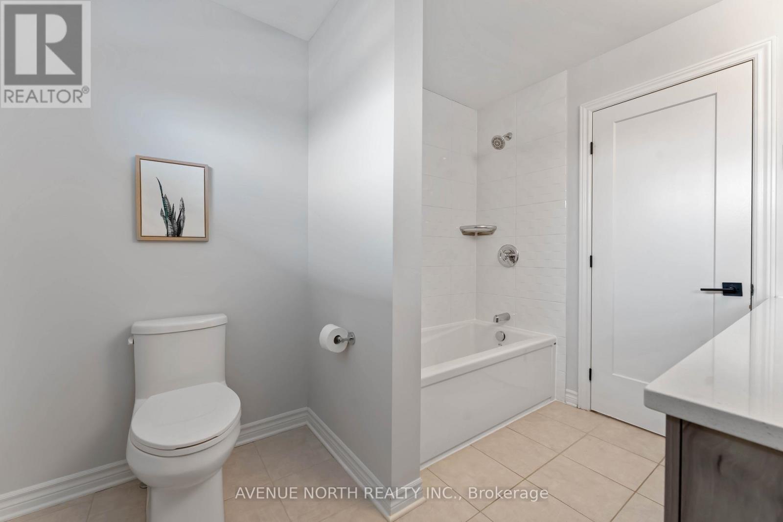 711 Moonflower Crescent