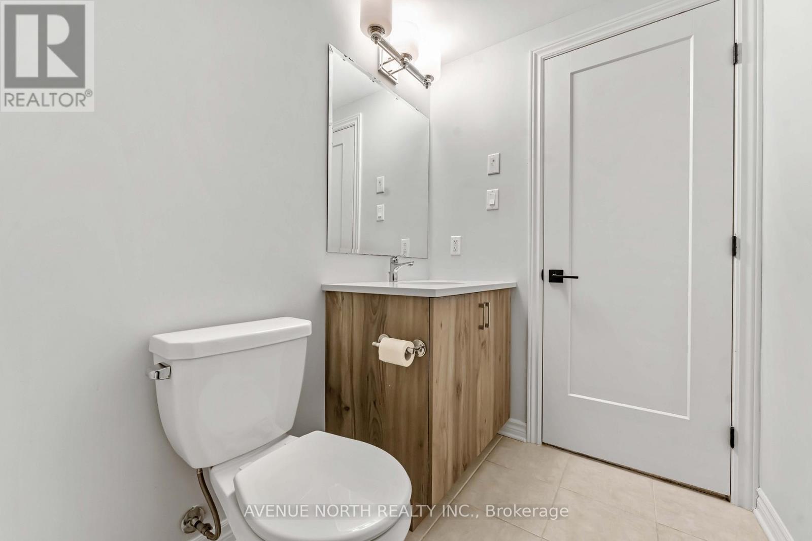 711 Moonflower Crescent