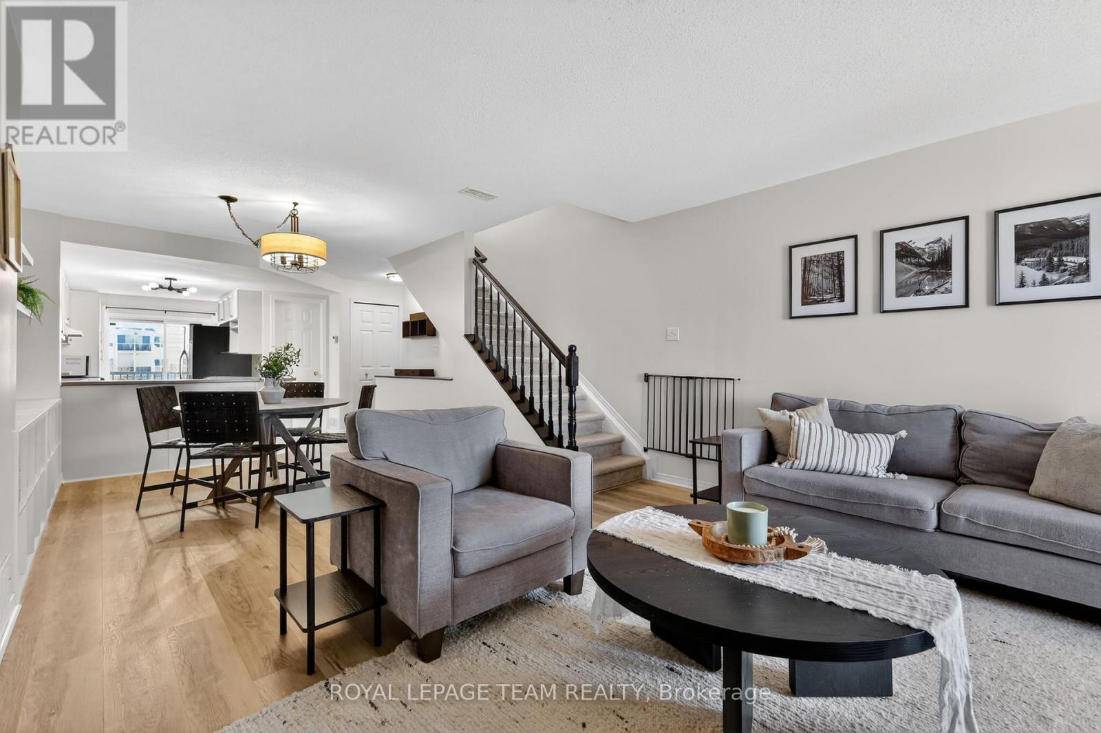 13 - 424 Hillsboro Private