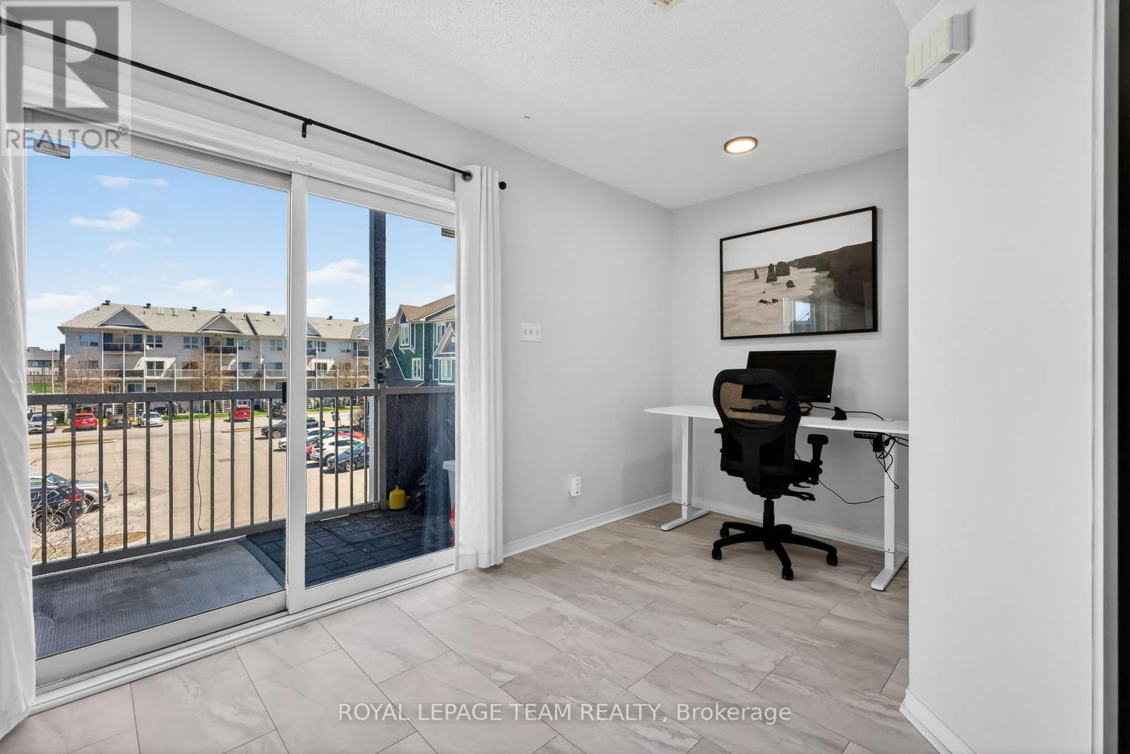 13 - 424 Hillsboro Private