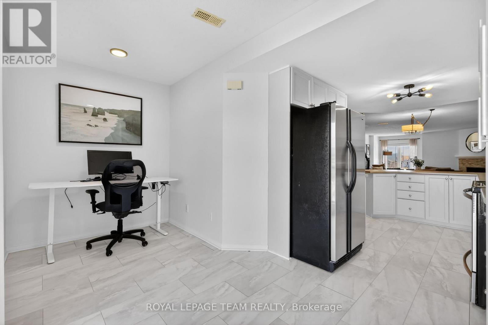 13 - 424 Hillsboro Private