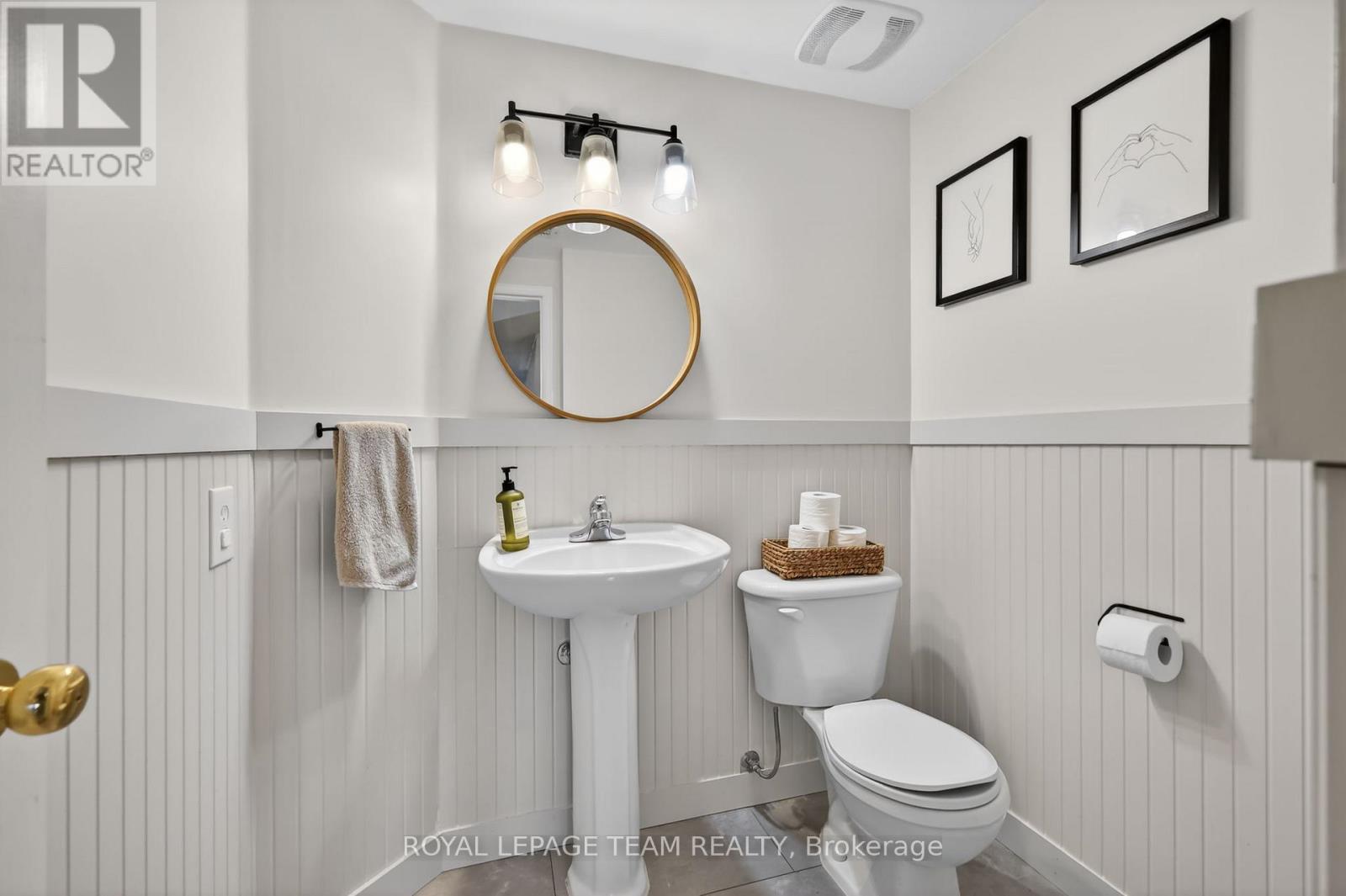 13 - 424 Hillsboro Private