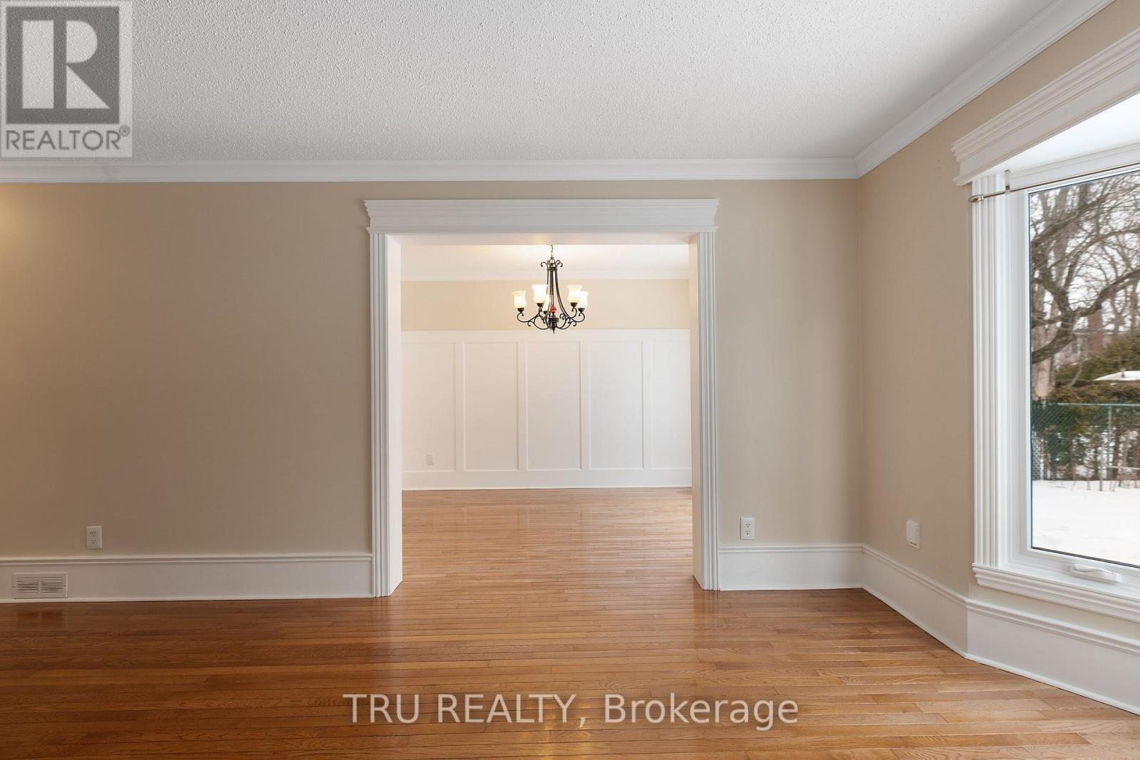 1078 St Emmanuel Terrace