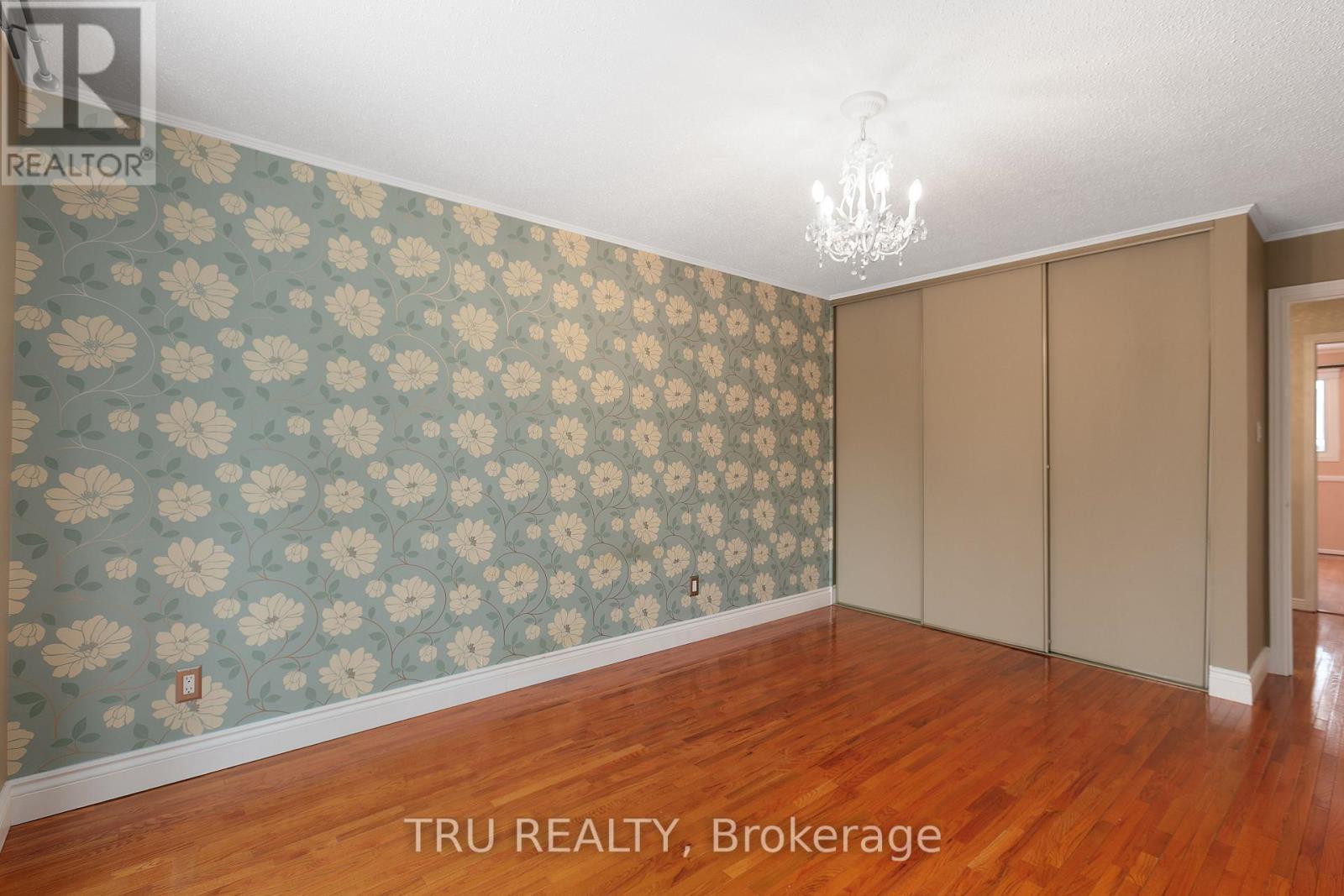 1078 St Emmanuel Terrace