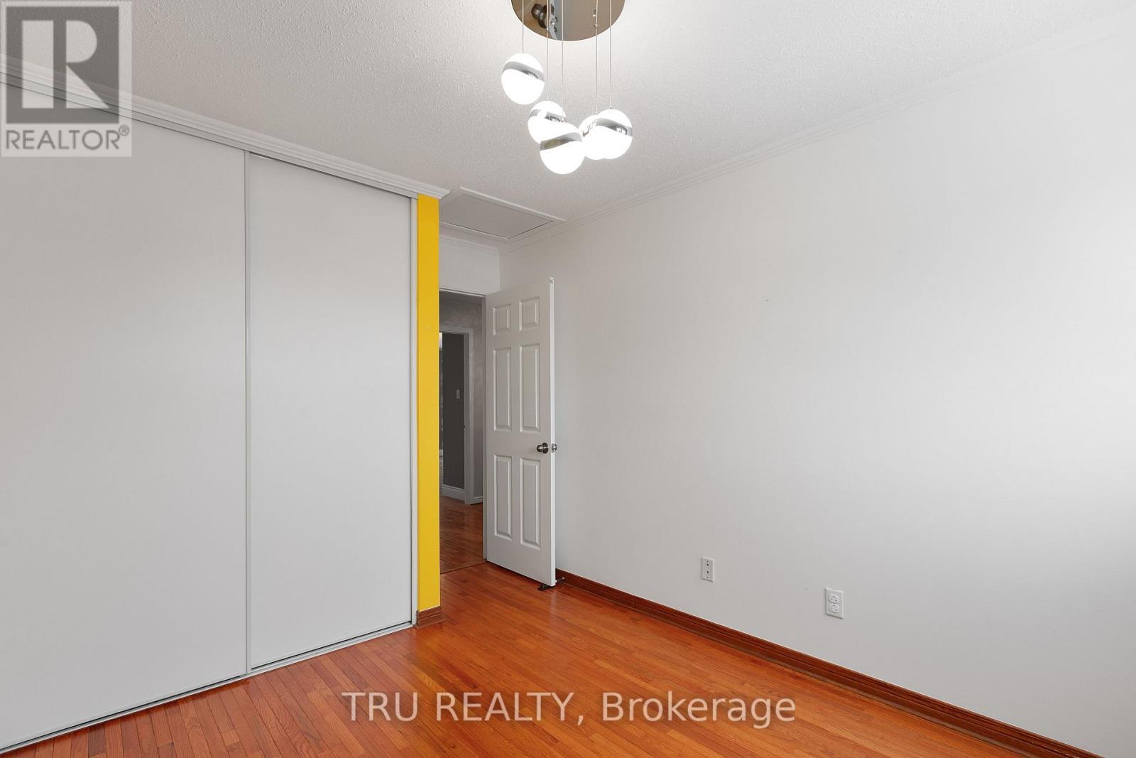 1078 St Emmanuel Terrace