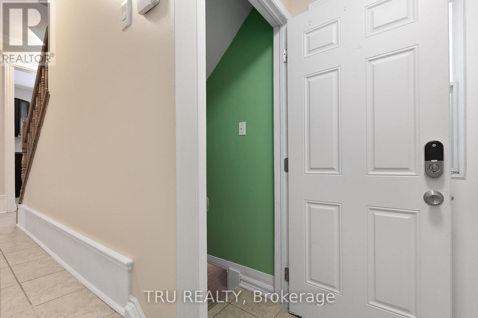 1078 St Emmanuel Terrace