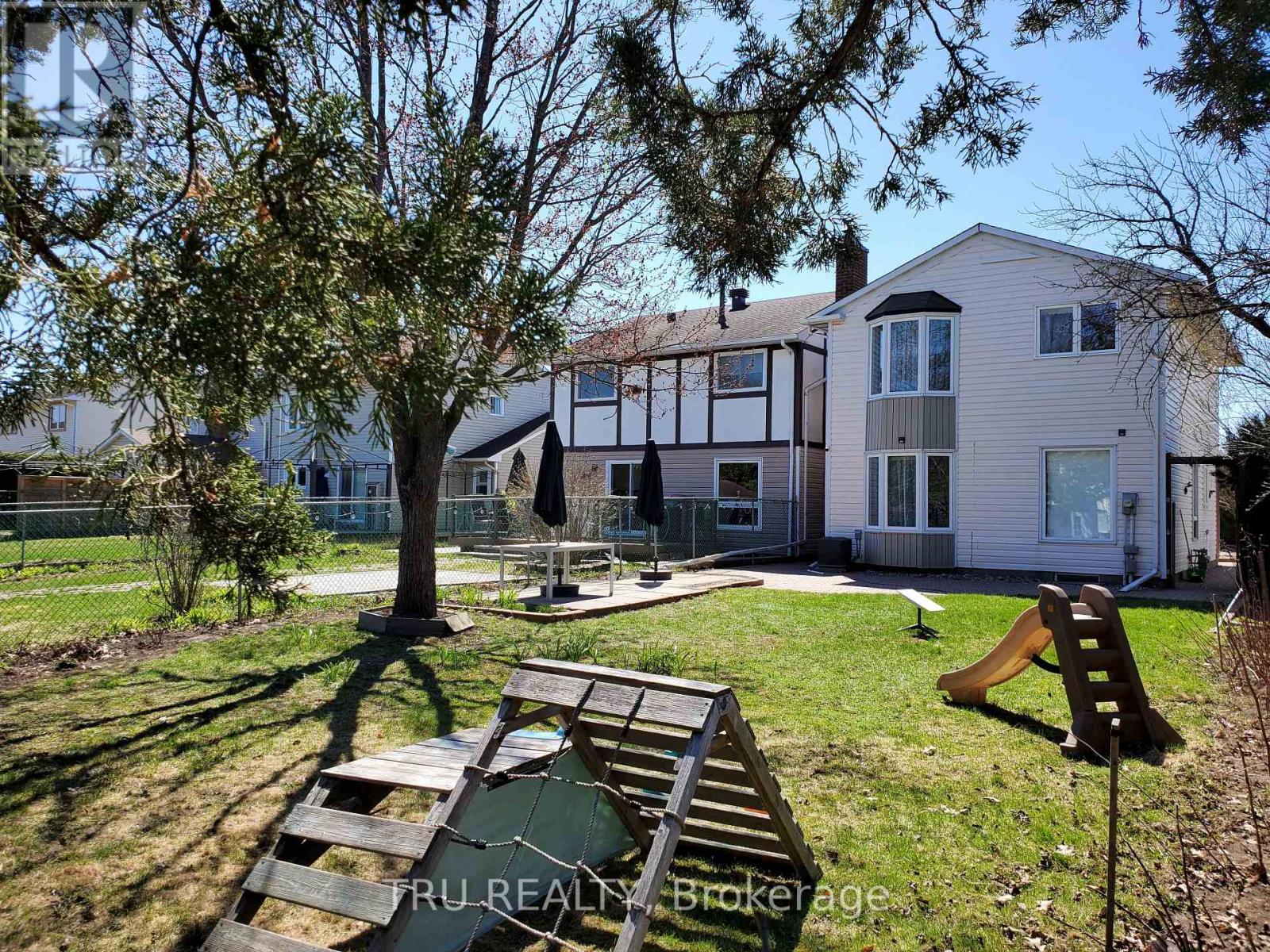 1078 St Emmanuel Terrace