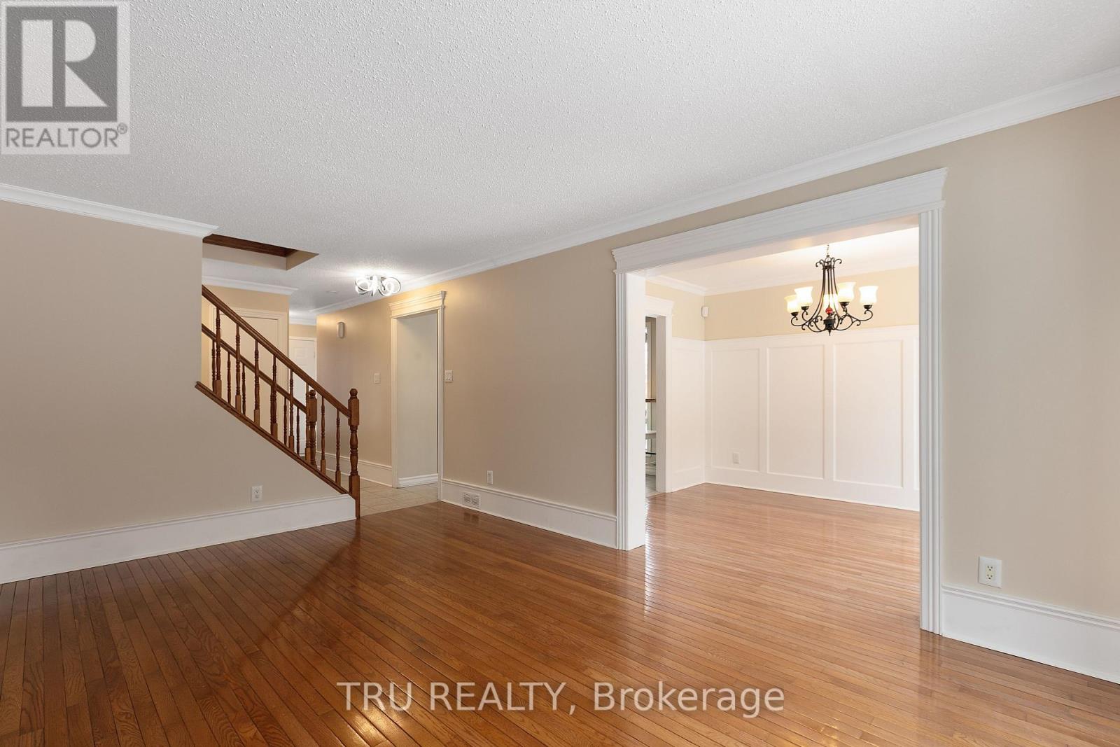 1078 St Emmanuel Terrace