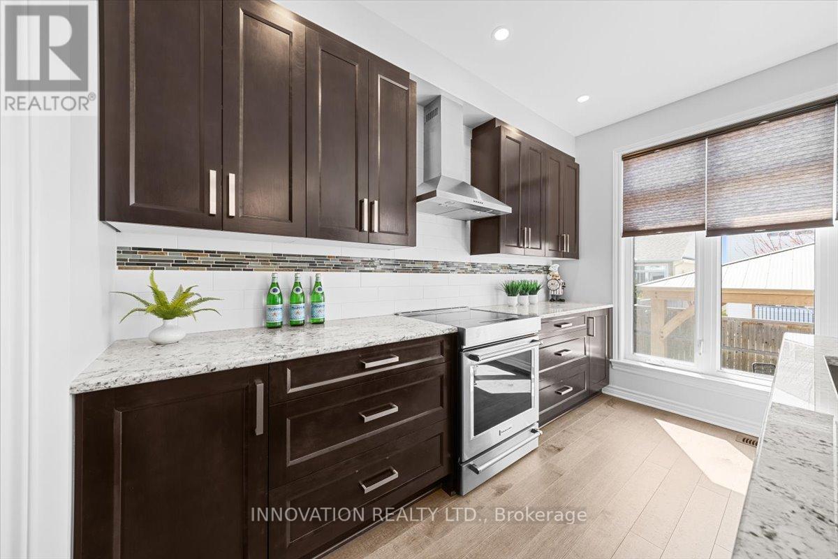 664 Baie Des Castors Street