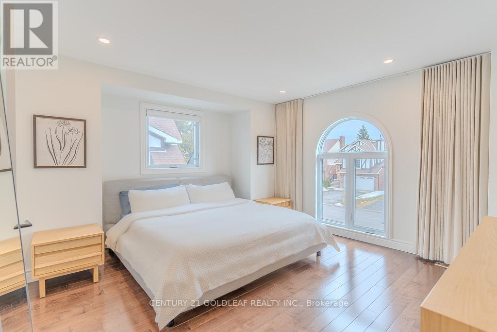 6 Pemberton Crescent