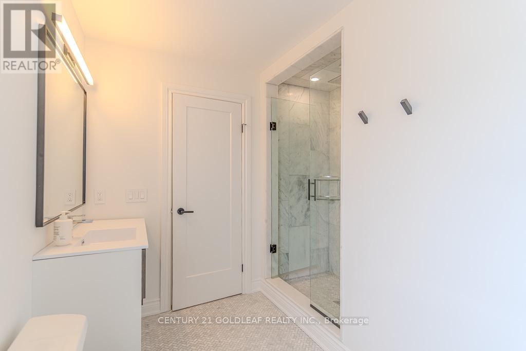 6 Pemberton Crescent